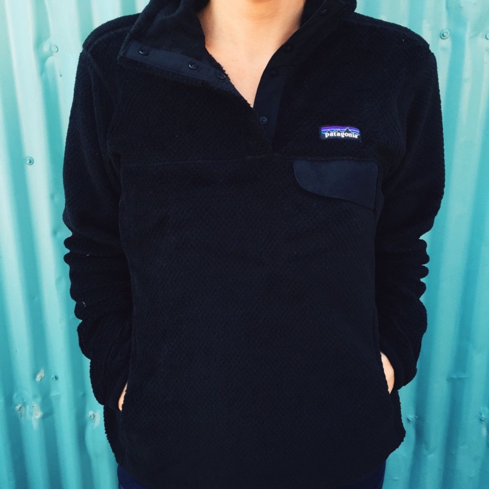 Patagonia black pullover